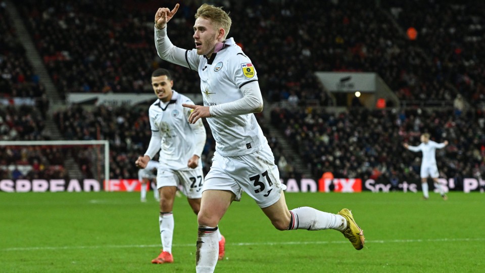 Ollie Cooper Signs New Swansea City Contract Swansea